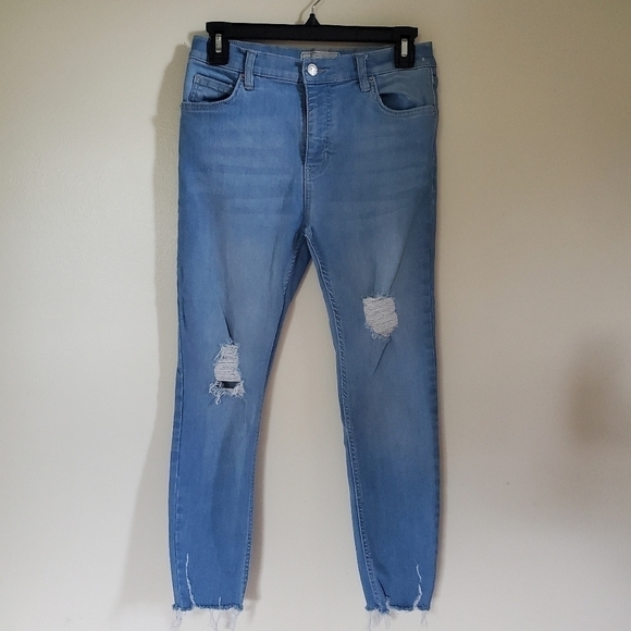 Free People - Shark Bite Raw-Hem Ripped Crop Skinny Jeans in Blue Size 28 - Picture 2 of 12